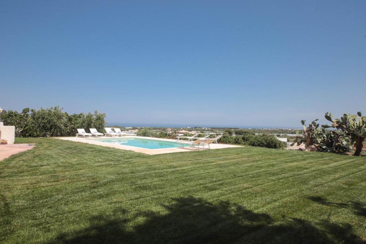 Villa Dyria Exclusive Swimming Pool مونوبولي المظهر الخارجي الصورة